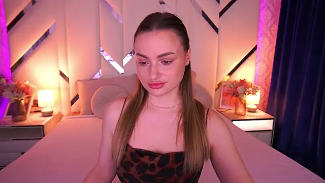 LindsieGreyy online show from 5, 4, 2026