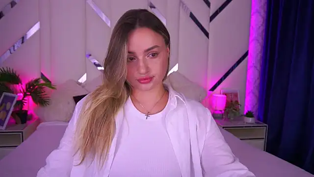 LindsieGreyy online show from 24, 9, 2025