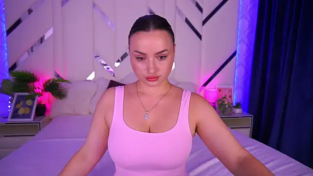 LindsieGreyy online show from 5, 10, 2025