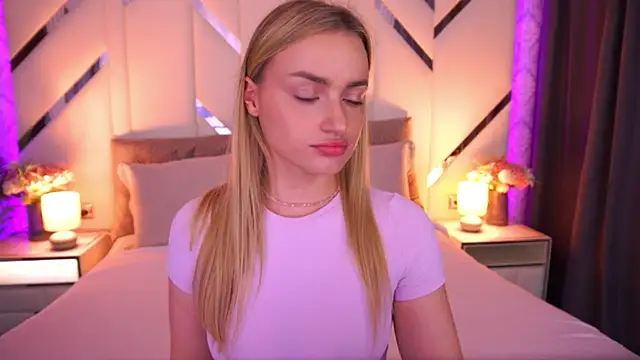 Snapshot of LindsieGreyy chatting on 21, 6, 2026 LindsieGreyy online show from 21, 6, 2026