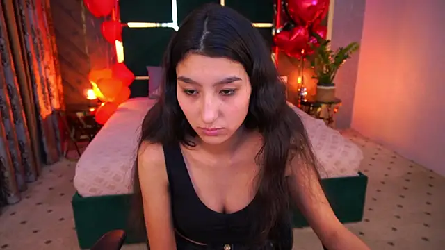 CharmMocco online show from 28, 2, 2025