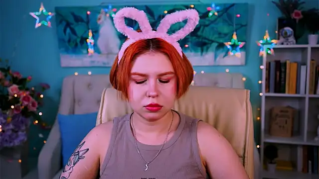 MitsukiMun online show from 28, 2, 2025