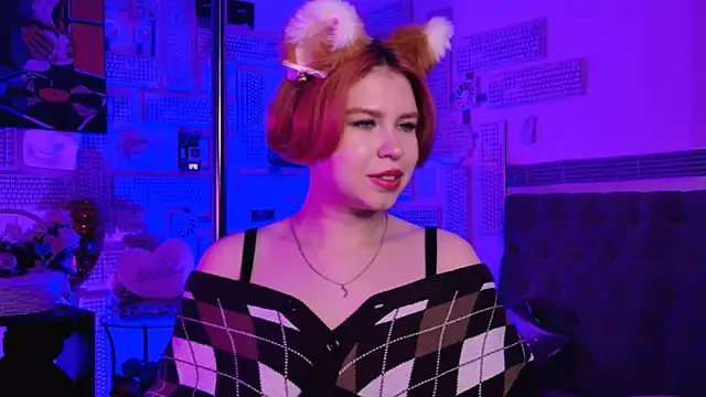 MitsukiMun online show from 3, 3, 2025