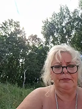 Snapshot of HotSilli152 chatting on 29, 7, 2026 HotSilli152 online show from 29, 7, 2026