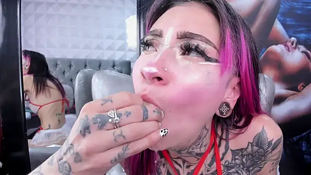 Snapshot of miss___angel chatting on 9, 10, 2025 miss angel online show from 9, 10, 2025