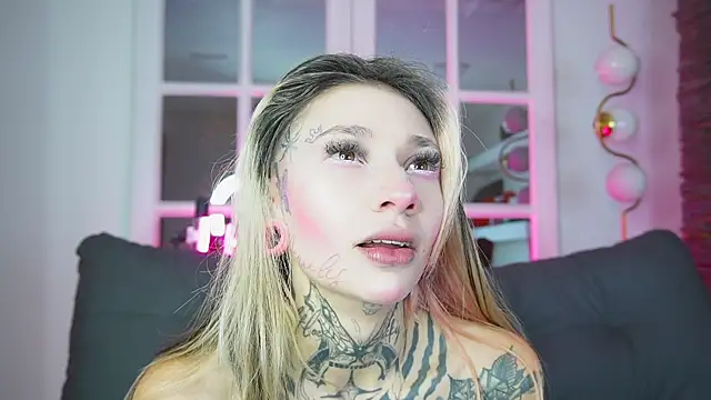 Snapshot of miss___angel chatting on 20, 6, 2026 miss angel online show from 20, 6, 2026