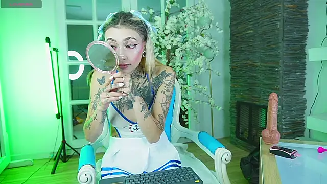 miss   angel online show from 22, 4, 2026