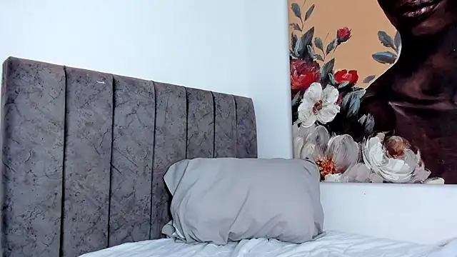 Dhalila  online show from 4, 10, 2025