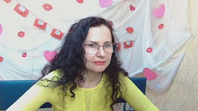 Miroslava Happi online show from 27, 2, 2025