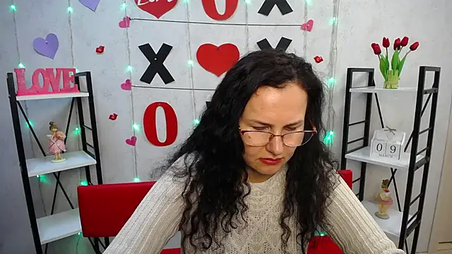 Miroslava Happi online show from 9, 3, 2025