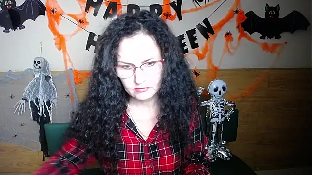 Miroslava Happi online show from 30, 10, 2025