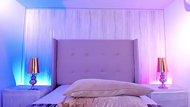 emmiily z online show from 1, 10, 2025