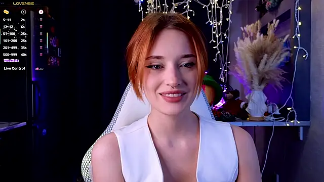 Hisoka akerley online show from 11, 4, 2026