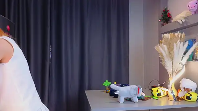 Hisoka akerley online show from 28, 2, 2025