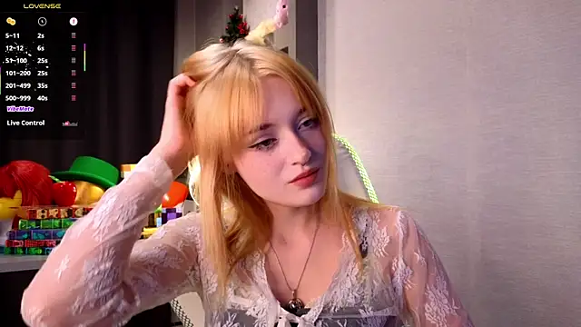 Hisoka akerley online show from 21, 9, 2025