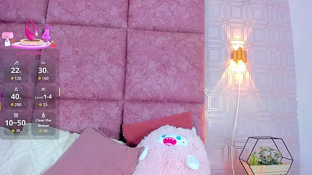 LilyRoxi online show from 11, 10, 2025