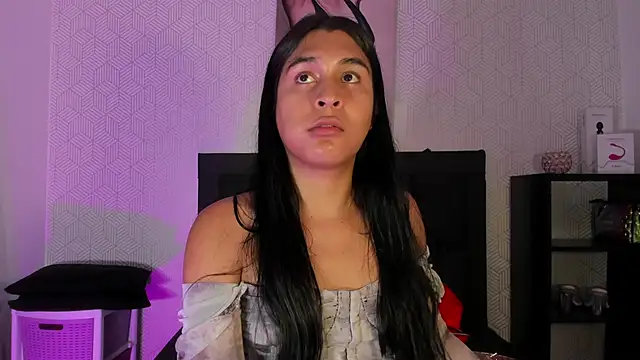 Selena fox7 online show from 13, 2, 2026