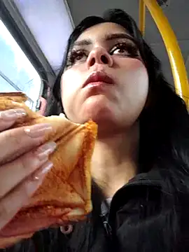 CHLOE ISABELL online show from 21, 3, 2025