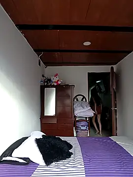 CHLOE ISABELL online show from 11, 3, 2026