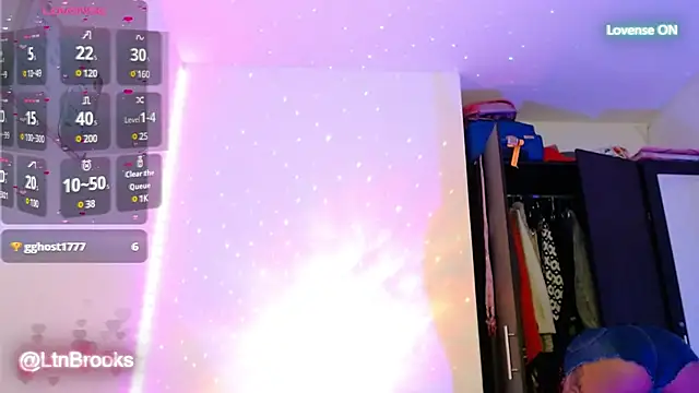 Annaa Brooks online show from 4, 3, 2025