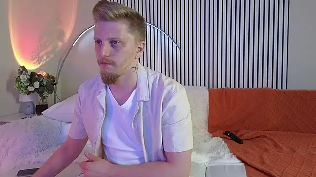 Saint Vicious online show from 7, 10, 2025