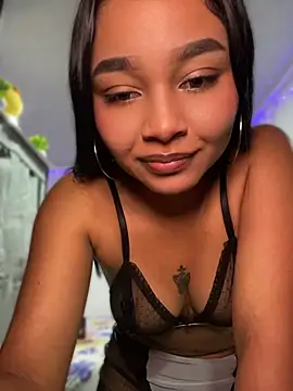 Lynda Bonnie online show from 28, 7, 2026