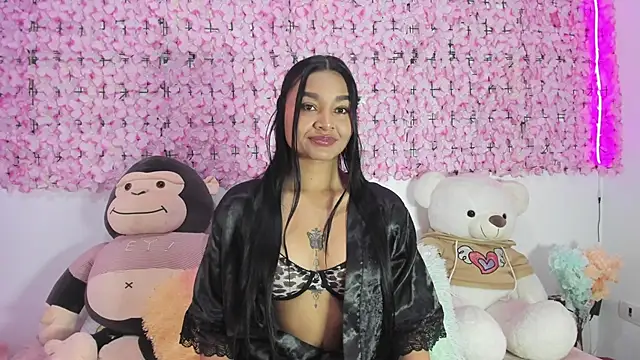 Lynda Bonnie online show from 8, 11, 2025