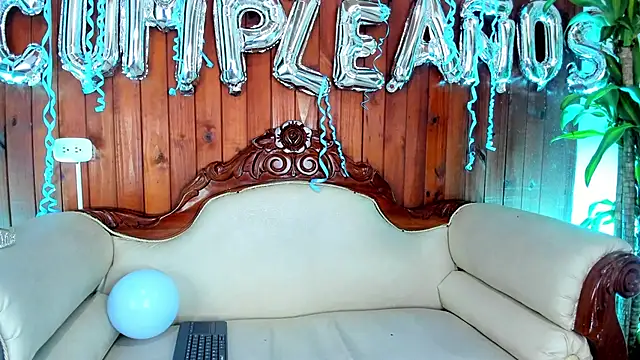 Lynda Bonnie online show from 28, 9, 2025