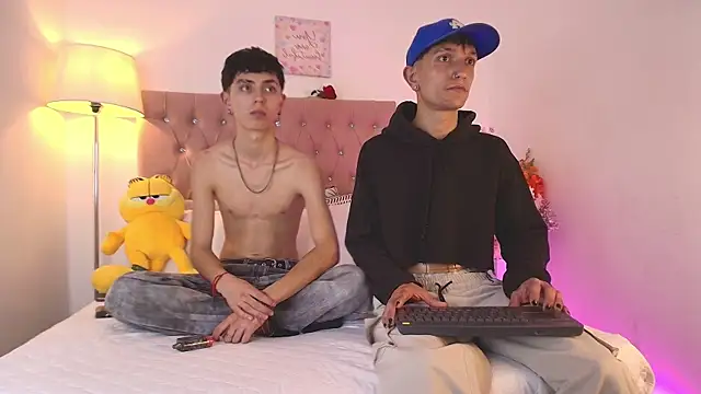 MaikyCooper online show from 26, 2, 2025