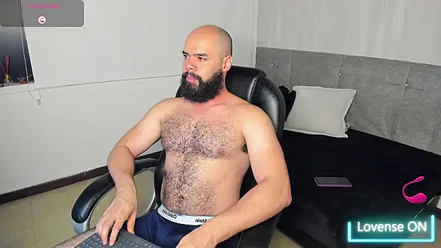 Luke Diaz7 online show from 5, 10, 2025