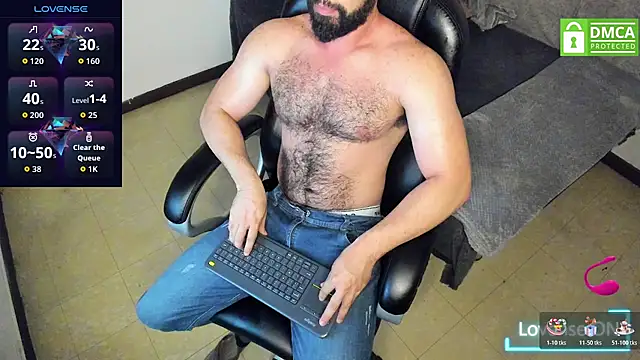 Luke Diaz7 online show from 4, 12, 2025