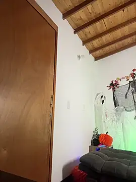 Maryybellax online show from 5, 11, 2025