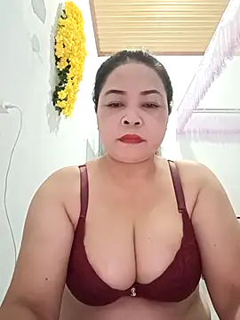 Baby-bigtits2024 online show from 16, 2, 2025
