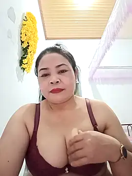 Baby-bigtits2024 online show from 16, 3, 2025