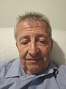 mann4u147 online show from 10, 9, 2025