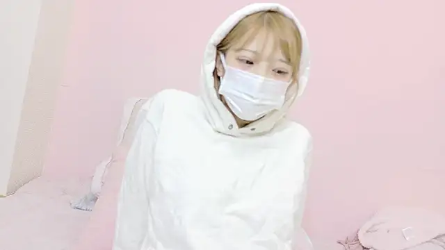 -nyanko- online show from 9, 3, 2025