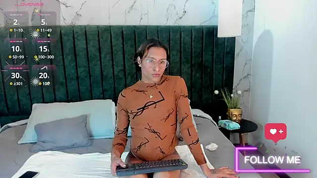 Georgina Palacios  online show from 15, 3, 2025