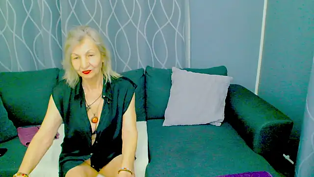 adeleadison online show from 30, 10, 2025