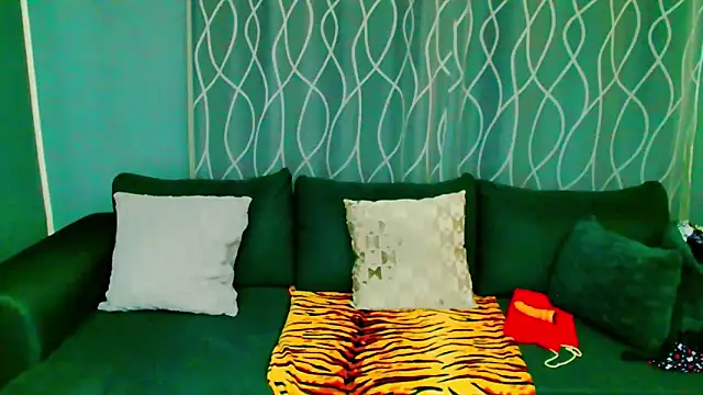 Snapshot of adeleadison chatting on 17, 2, 2026 adeleadison online show from 17, 2, 2026