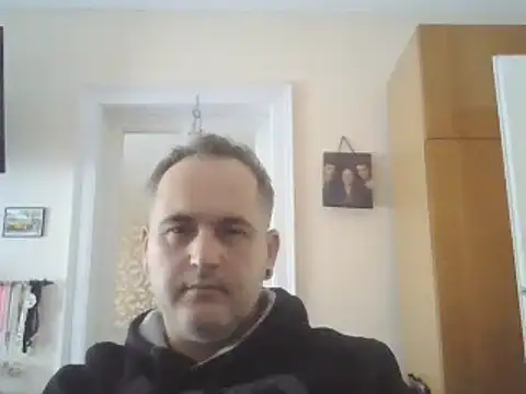 Szolga10 online show from 25, 10, 2025