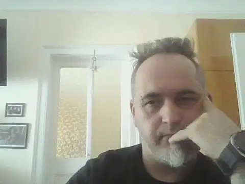 Szolga10 online show from 4, 4, 2026