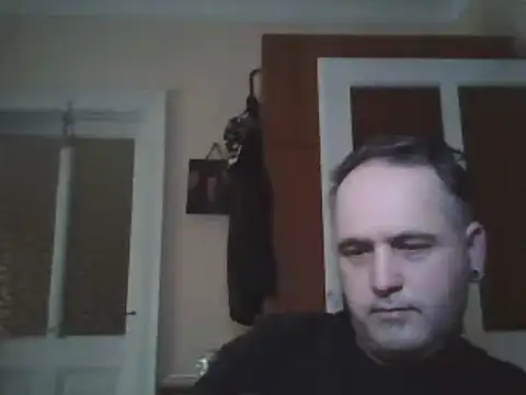 Szolga10 online show from 5, 3, 2025