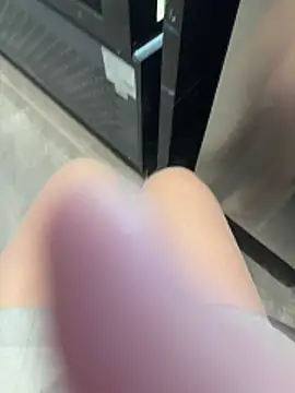 Mia-77 online show from 7, 4, 2026