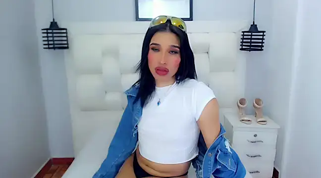 BelovedChain01 online show from 18, 3, 2025