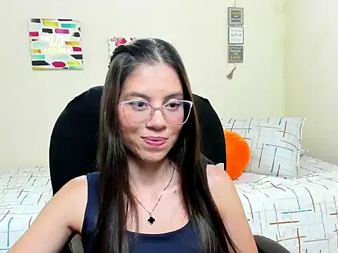 veronicamiller22 online show from 15, 9, 2025