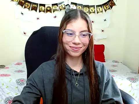 veronicamiller22 online show from 8, 10, 2025