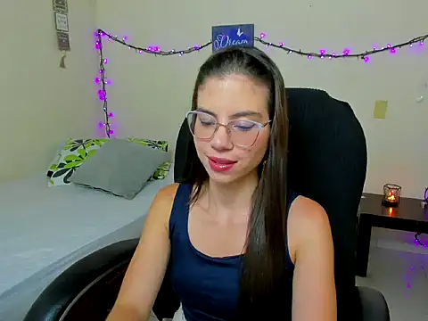 veronicamiller22 online show from 9, 11, 2025