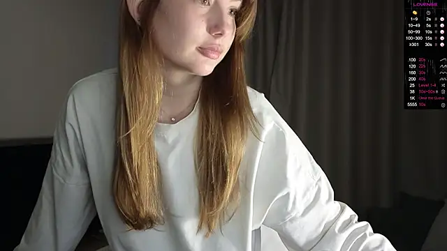 Sakura Moore online show from 29, 10, 2025