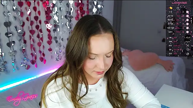 Snapshot of EmilyxxGraces chatting on 14, 2, 2026 EmilyxxGraces online show from 14, 2, 2026