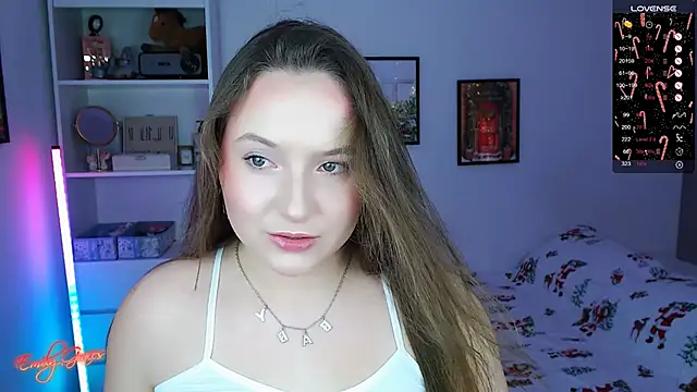 Snapshot of EmilyxxGraces chatting on 20, 12, 2025 EmilyxxGraces online show from 20, 12, 2025